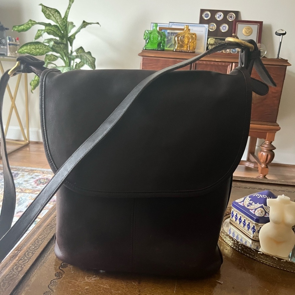 Vintage Coach Brown Leather Whitney Bucket Bag